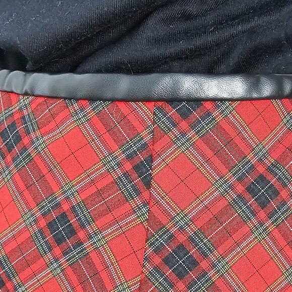 DEBBIE SHUCHAT Red Plaid A-Line Skirt – Size 8 - Picture 9 of 16